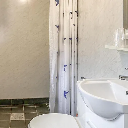 בית נופש In With Sauna Offersoy